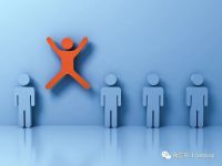 刘小腊卸任华润信托董事长，有了两个新身份！