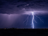 美股突变！大规模抛售，千亿资金出逃！